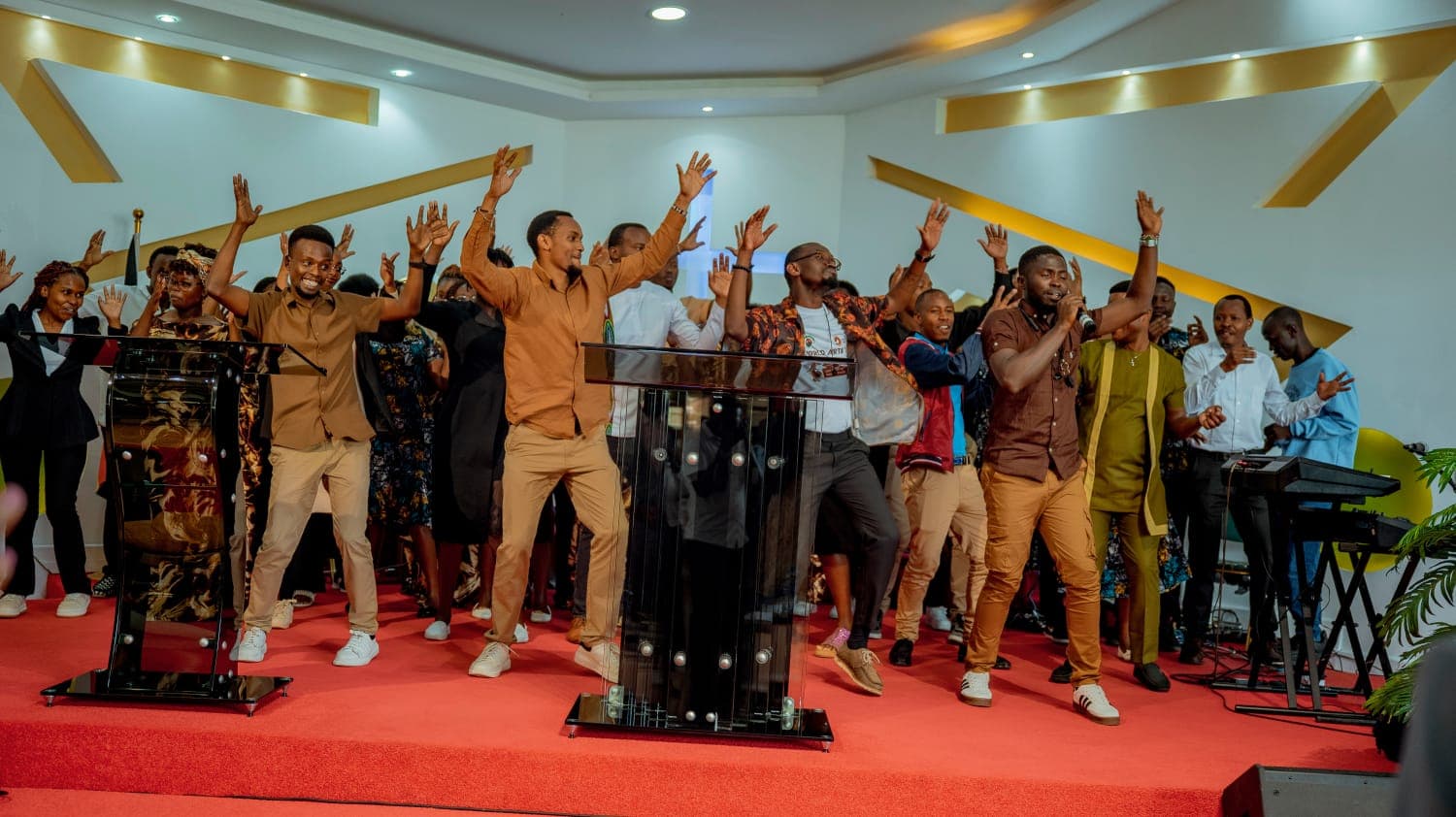 Praise & Worship Ministry